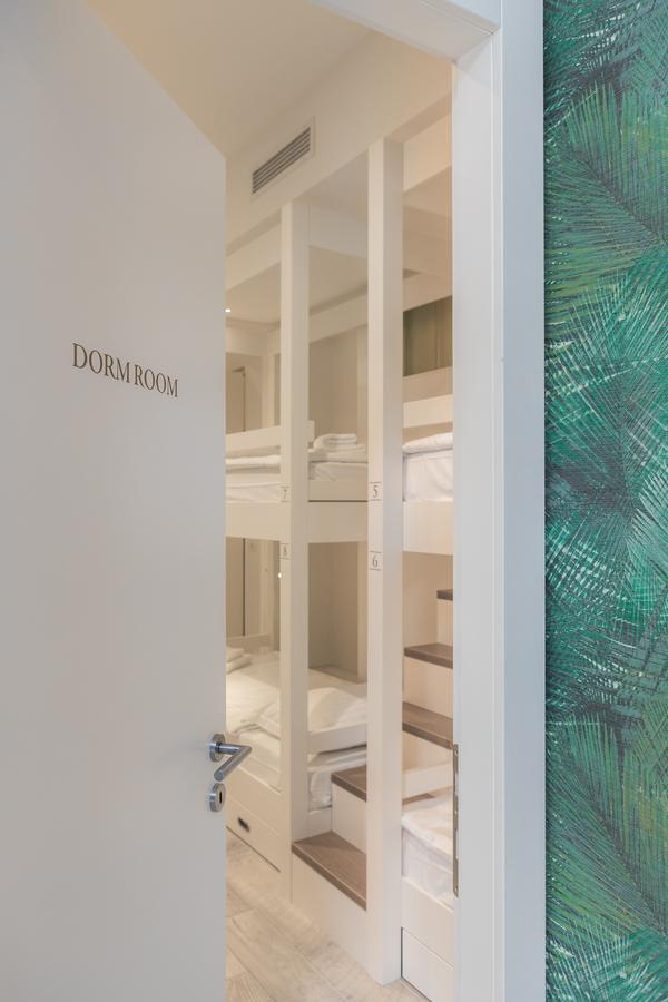 Boutique Hostel Posteya สปลิท ภายนอก รูปภาพ