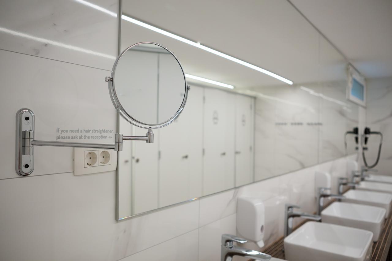 Boutique Hostel Posteya สปลิท ภายนอก รูปภาพ